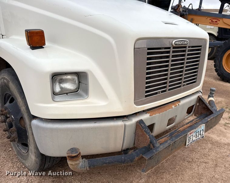 image for item ED5674 1999 Freightliner FL60 water truck