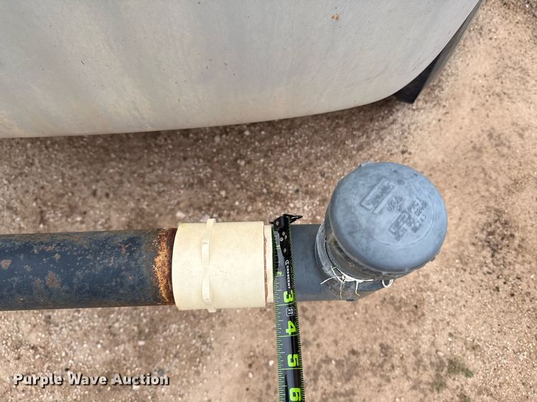 image for item ED5674 1999 Freightliner FL60 water truck