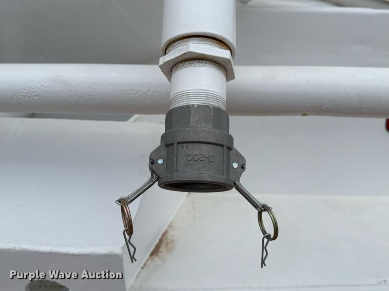 image for item ED5674 1999 Freightliner FL60 water truck