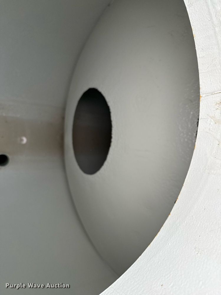 image for item ED5674 1999 Freightliner FL60 water truck