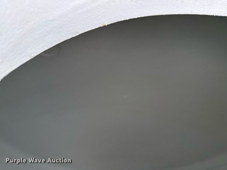 image for item ED5674 1999 Freightliner FL60 water truck