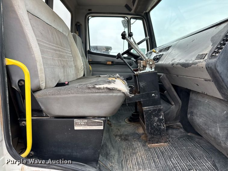 image for item ED5674 1999 Freightliner FL60 water truck