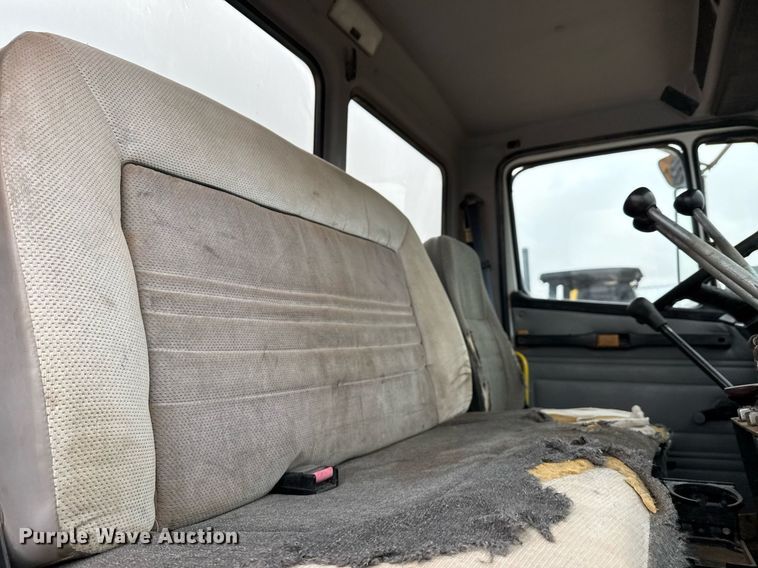 image for item ED5674 1999 Freightliner FL60 water truck