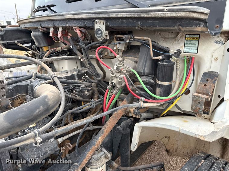 image for item ED5674 1999 Freightliner FL60 water truck