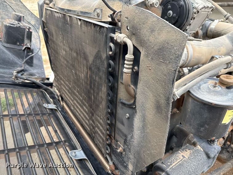 image for item ED5674 1999 Freightliner FL60 water truck