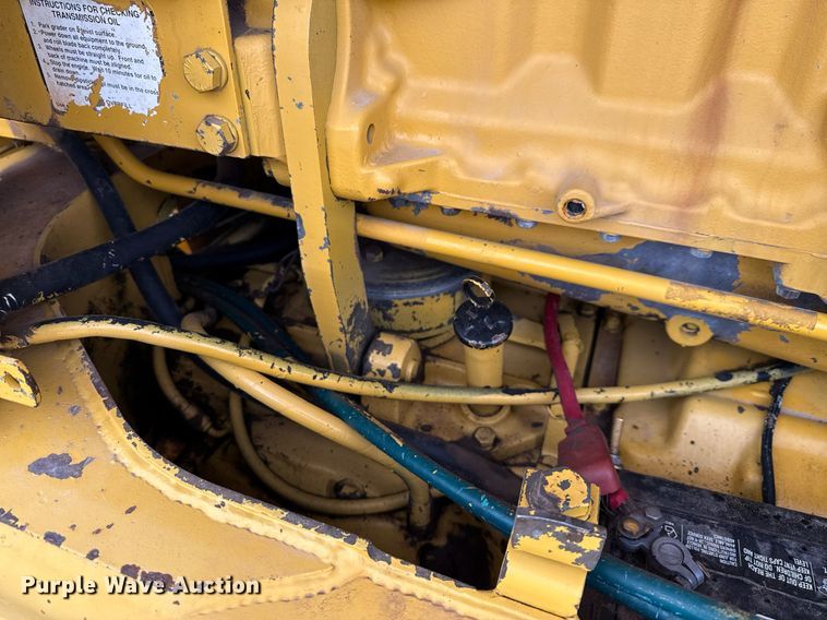 image for item ED5675 1996 John Deere 570B motor grader