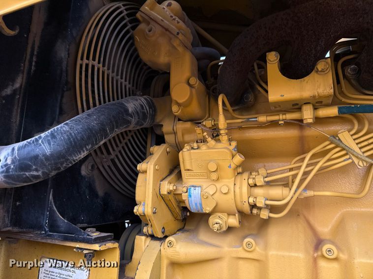 image for item ED5675 1996 John Deere 570B motor grader