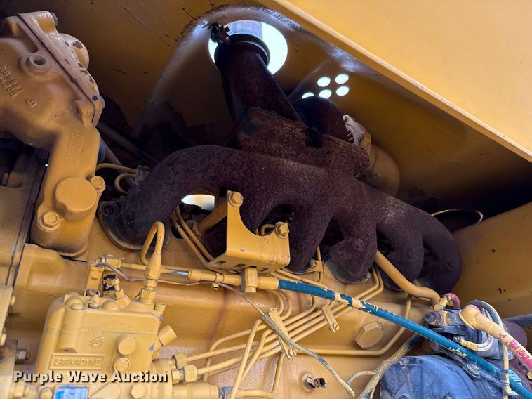 image for item ED5675 1996 John Deere 570B motor grader