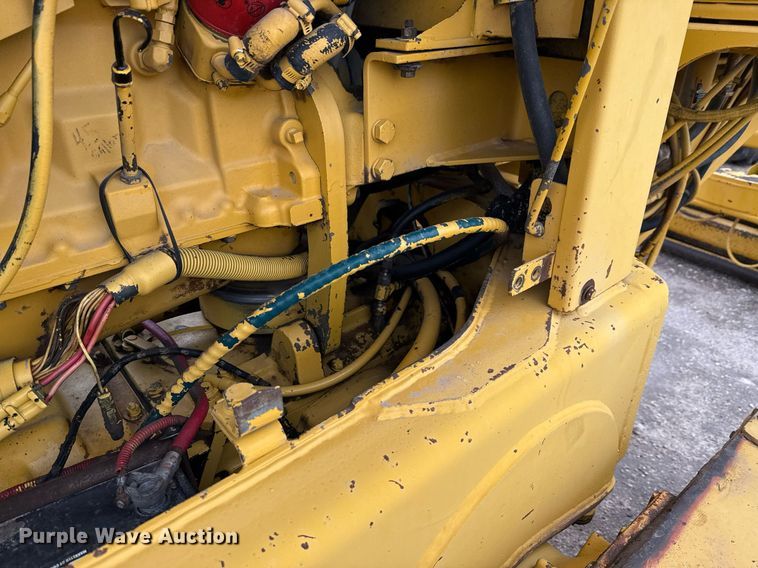 image for item ED5675 1996 John Deere 570B motor grader