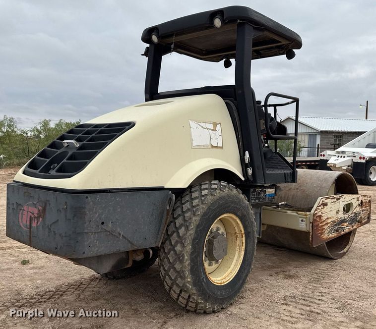 image for item ED5676 2004 Ingersoll-Rand SD-77DX TF single drum vibratory roller