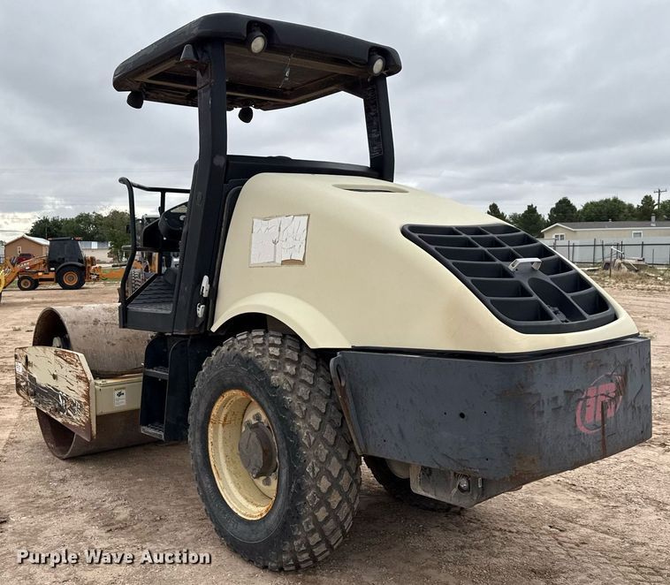 image for item ED5676 2004 Ingersoll-Rand SD-77DX TF single drum vibratory roller