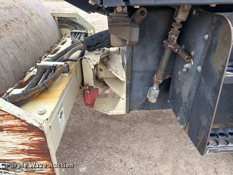 image for item ED5676 2004 Ingersoll-Rand SD-77DX TF single drum vibratory roller