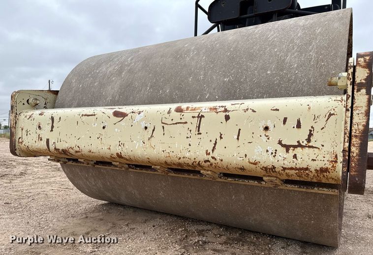 image for item ED5676 2004 Ingersoll-Rand SD-77DX TF single drum vibratory roller