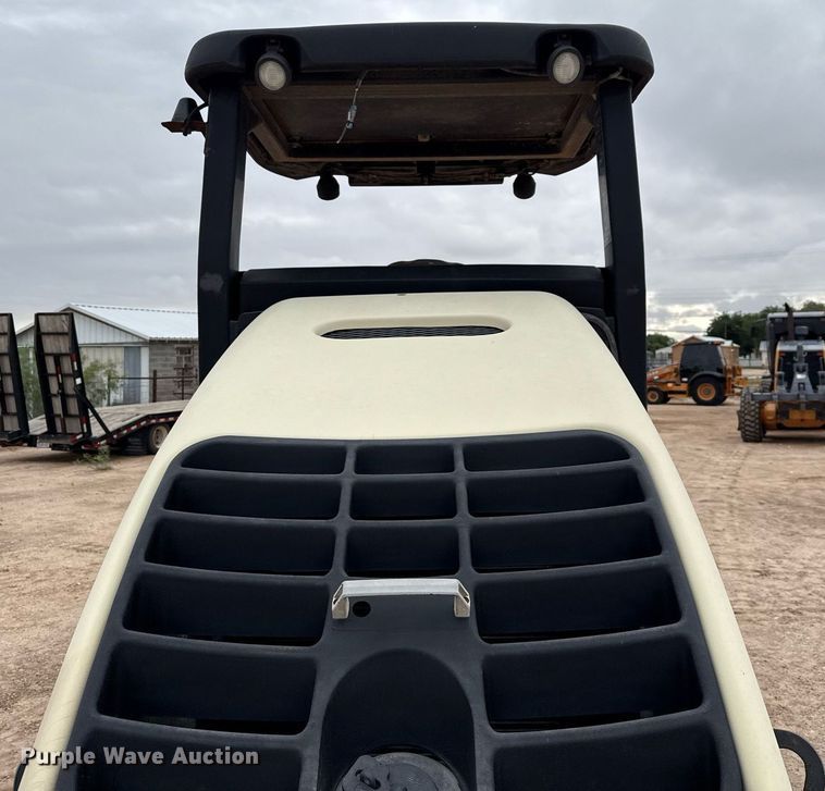 image for item ED5676 2004 Ingersoll-Rand SD-77DX TF single drum vibratory roller