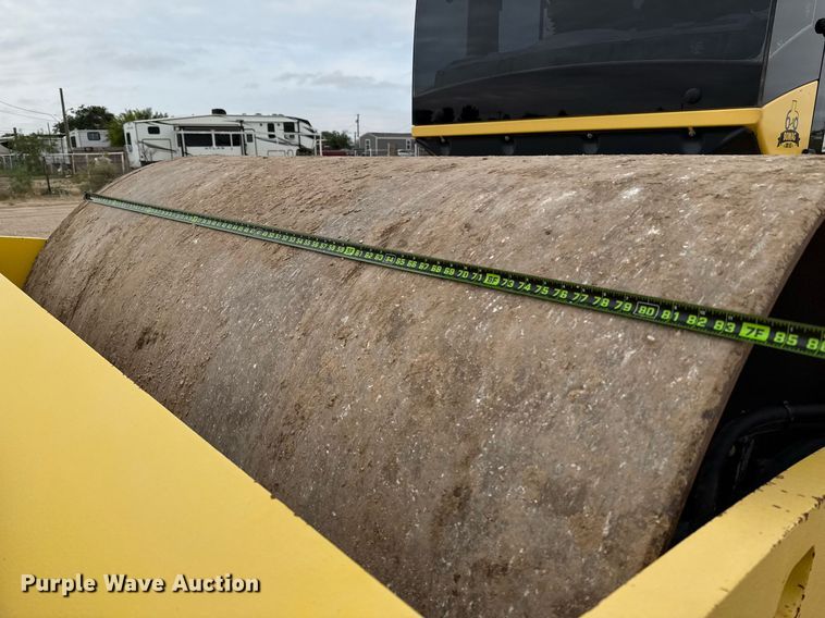 image for item ED5677 2017 Bomag BW211 DH-5 single drum vibratory roller