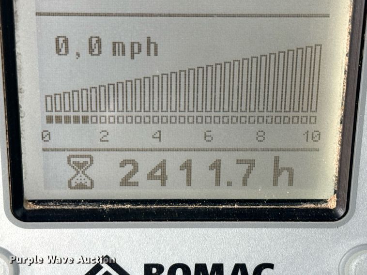 image for item ED5677 2017 Bomag BW211 DH-5 single drum vibratory roller