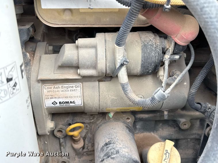 image for item ED5677 2017 Bomag BW211 DH-5 single drum vibratory roller