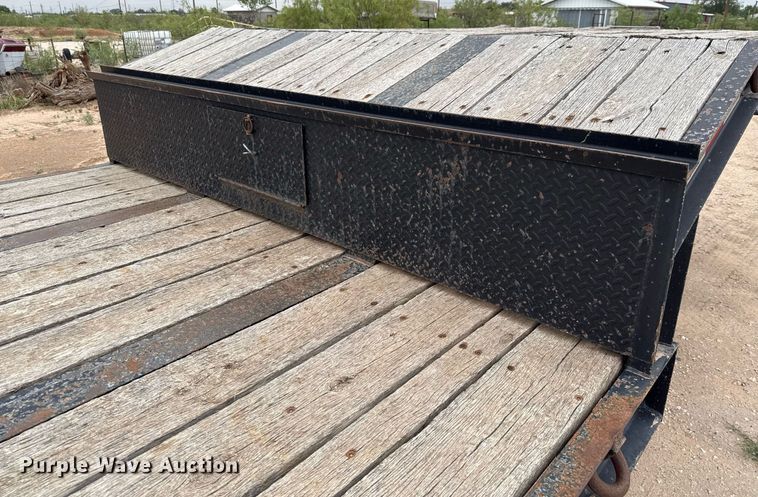 image for item ED5679 2014 Kaufman drop deck equipment trailer