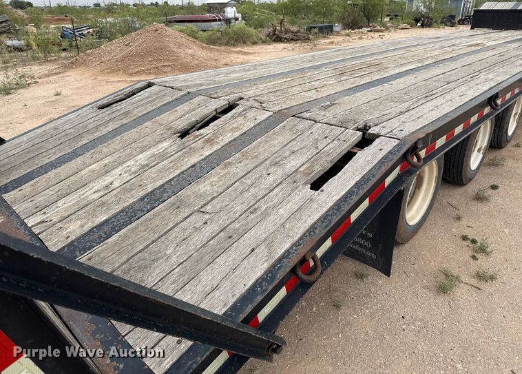 image for item ED5679 2014 Kaufman drop deck equipment trailer
