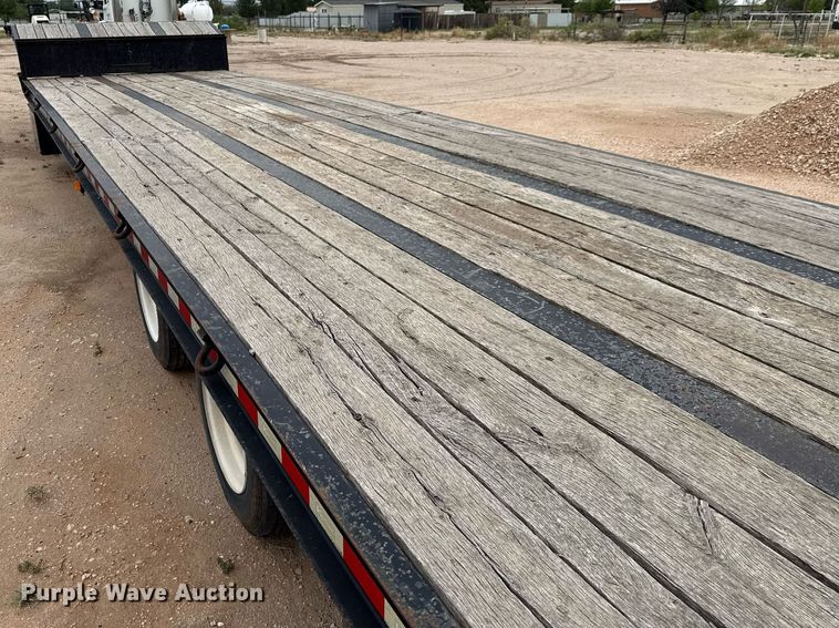 image for item ED5679 2014 Kaufman drop deck equipment trailer