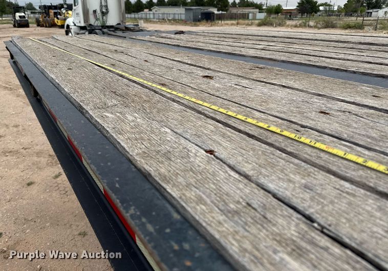 image for item ED5679 2014 Kaufman drop deck equipment trailer