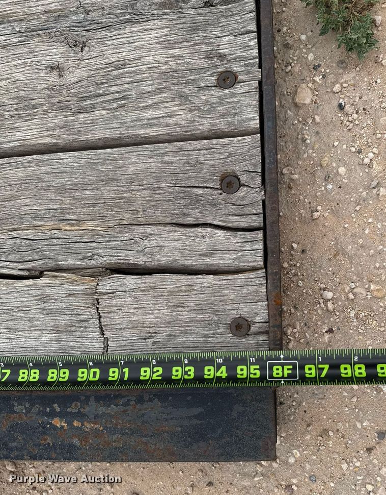 image for item ED5679 2014 Kaufman drop deck equipment trailer