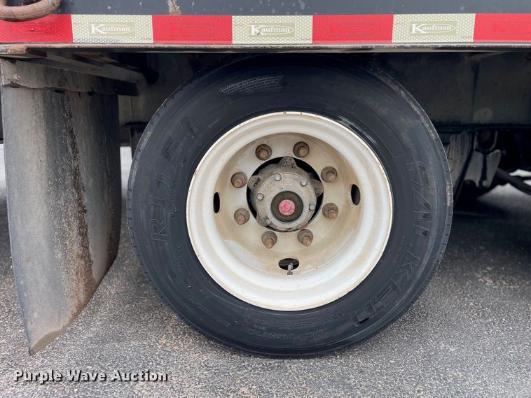 image for item ED5679 2014 Kaufman drop deck equipment trailer