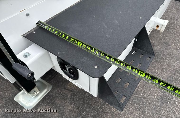 image for item ED5681 2019 Ford F350 Super Duty XL Crew Cab utility bed pickup truck