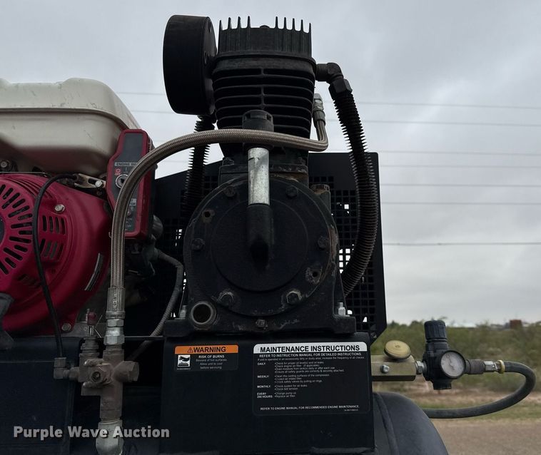 image for item ED5681 2019 Ford F350 Super Duty XL Crew Cab utility bed pickup truck