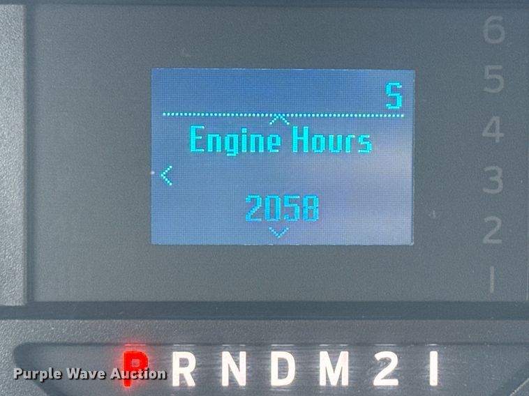 image for item ED5681 2019 Ford F350 Super Duty XL Crew Cab utility bed pickup truck