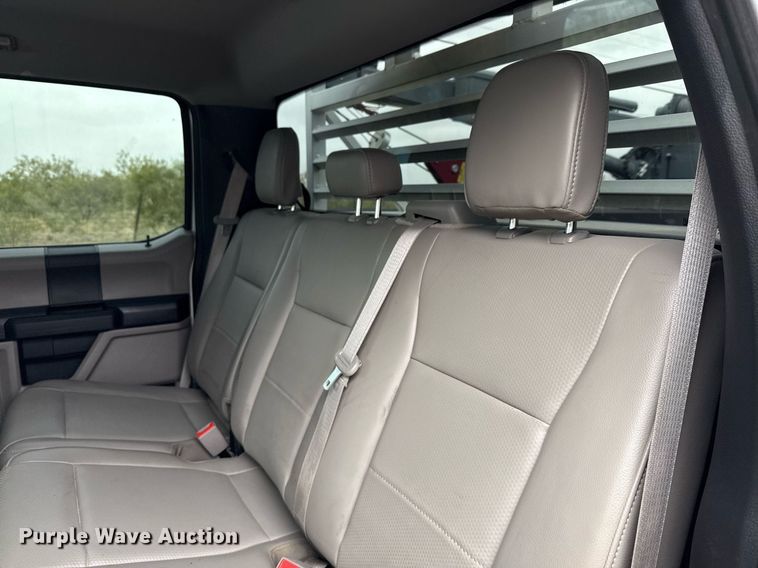 image for item ED5681 2019 Ford F350 Super Duty XL Crew Cab utility bed pickup truck