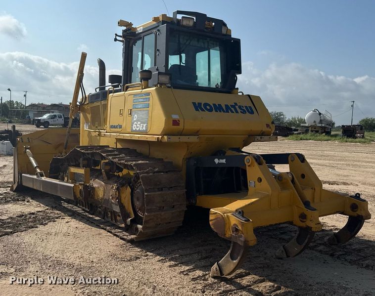 image for item ED5715 2019 Komatsu D65EX-18 dozer