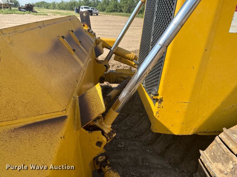 image for item ED5715 2019 Komatsu D65EX-18 dozer