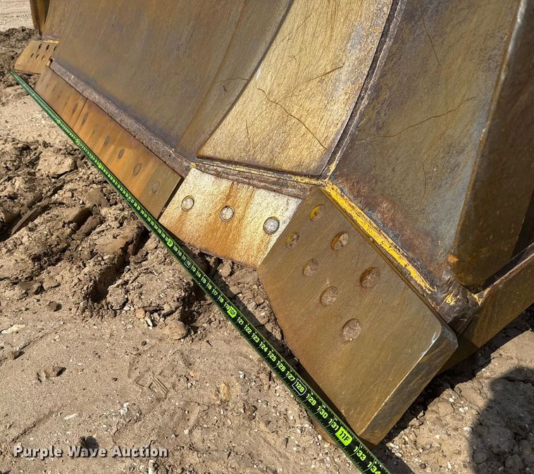 image for item ED5715 2019 Komatsu D65EX-18 dozer