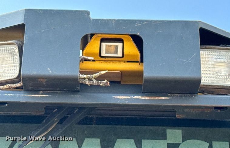 image for item ED5715 2019 Komatsu D65EX-18 dozer