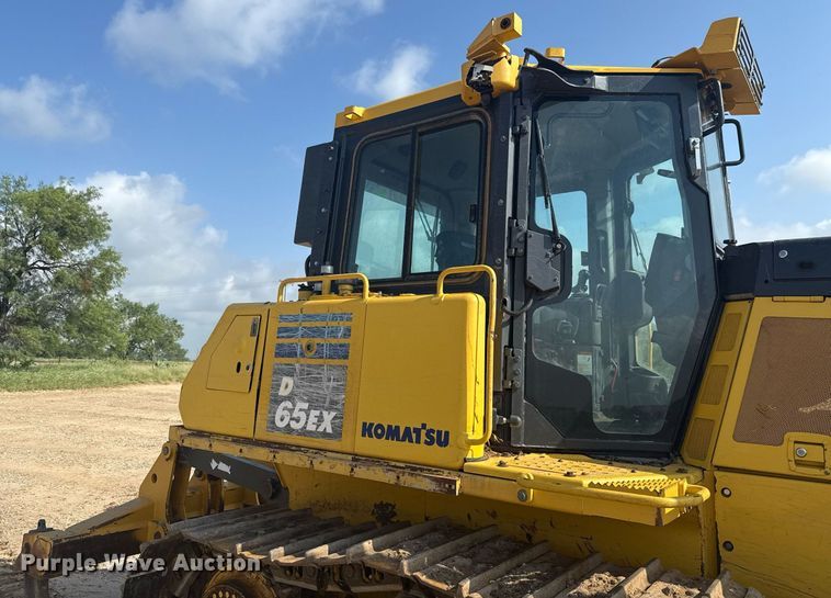 image for item ED5715 2019 Komatsu D65EX-18 dozer