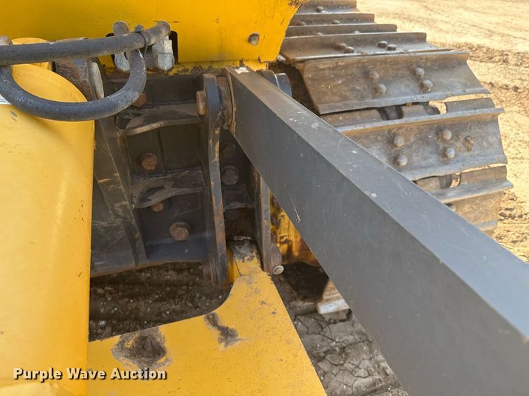 image for item ED5715 2019 Komatsu D65EX-18 dozer