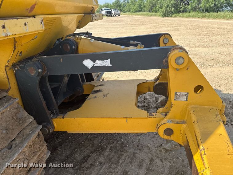 image for item ED5715 2019 Komatsu D65EX-18 dozer