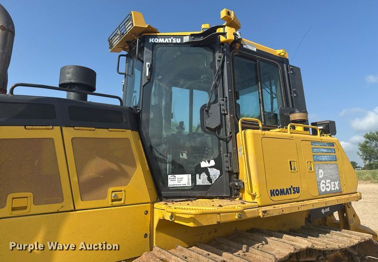 image for item ED5715 2019 Komatsu D65EX-18 dozer