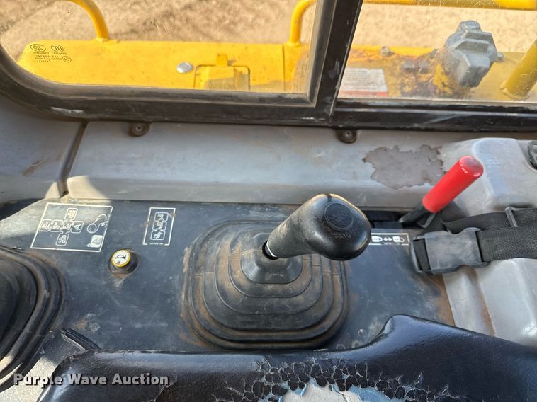 image for item ED5715 2019 Komatsu D65EX-18 dozer