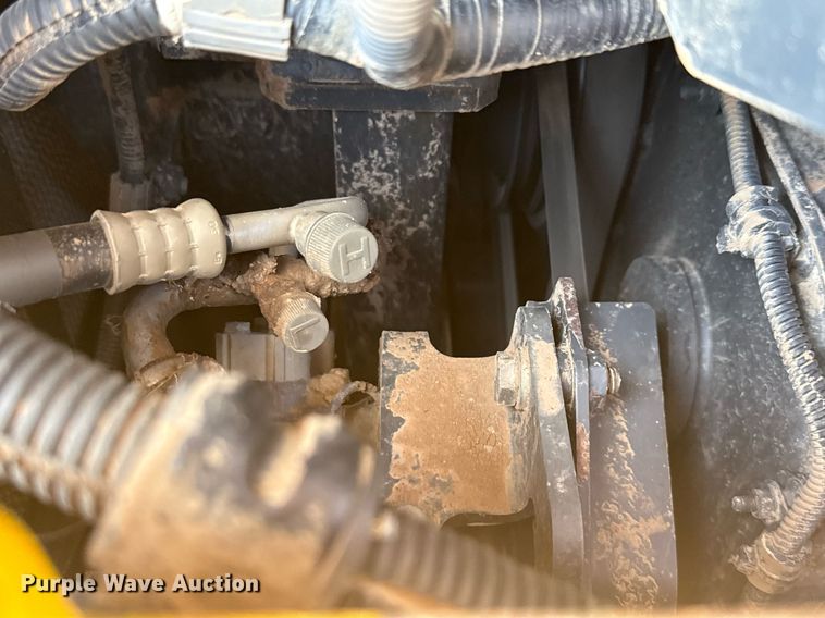 image for item ED5715 2019 Komatsu D65EX-18 dozer