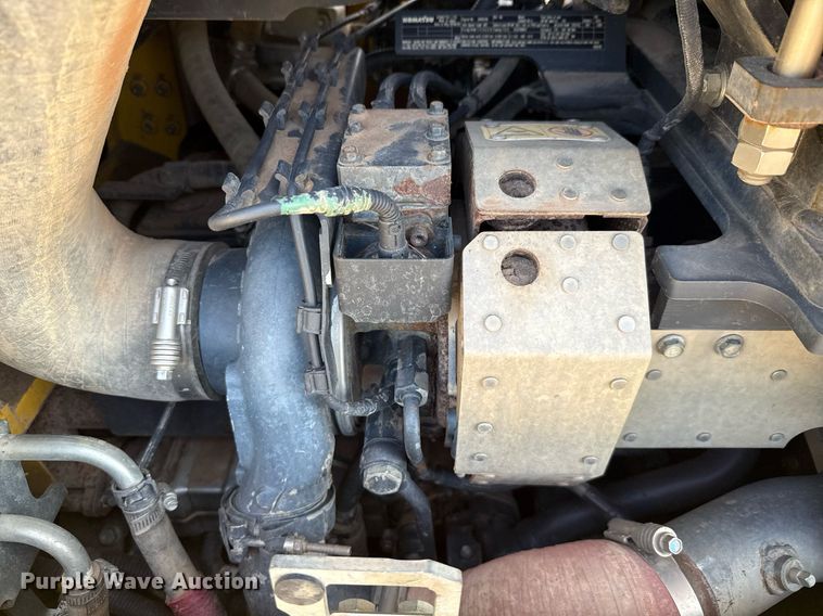 image for item ED5715 2019 Komatsu D65EX-18 dozer