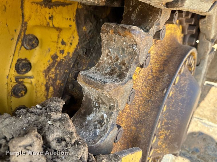 image for item ED5715 2019 Komatsu D65EX-18 dozer