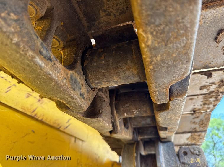 image for item ED5715 2019 Komatsu D65EX-18 dozer