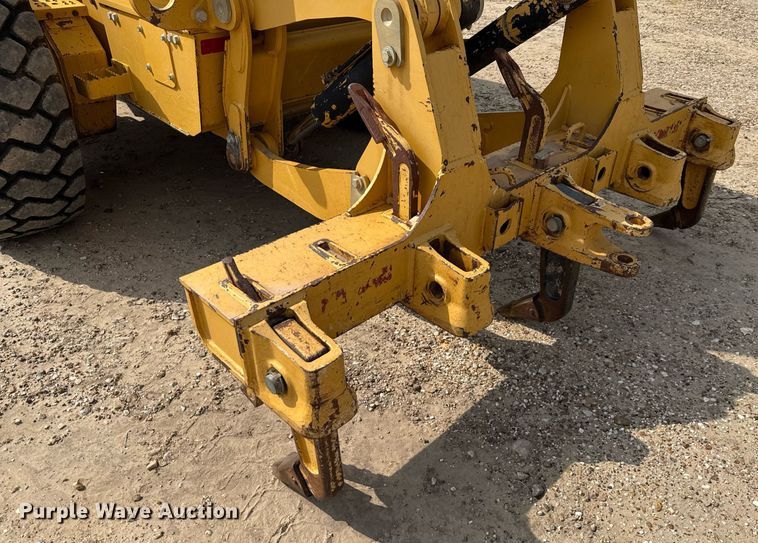 image for item ED5716 2012 John Deere 672G motor grader