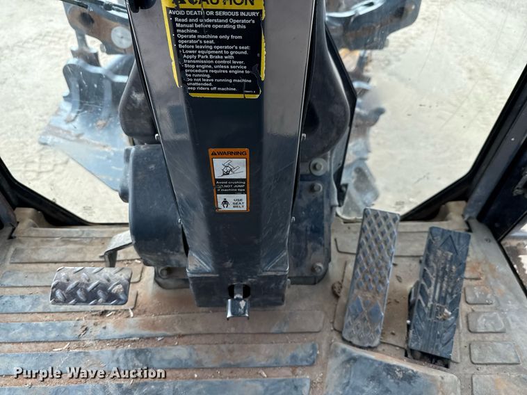 image for item ED5716 2012 John Deere 672G motor grader