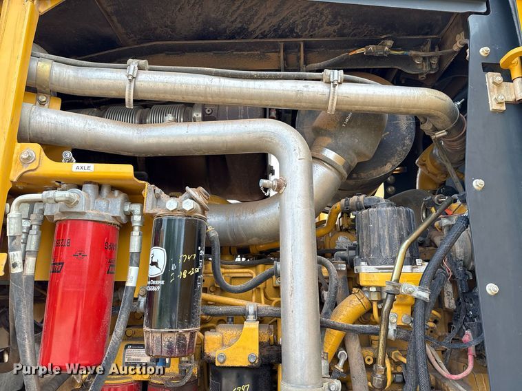 image for item ED5716 2012 John Deere 672G motor grader