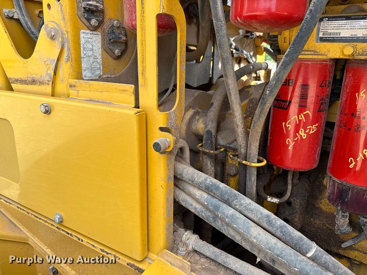 image for item ED5716 2012 John Deere 672G motor grader