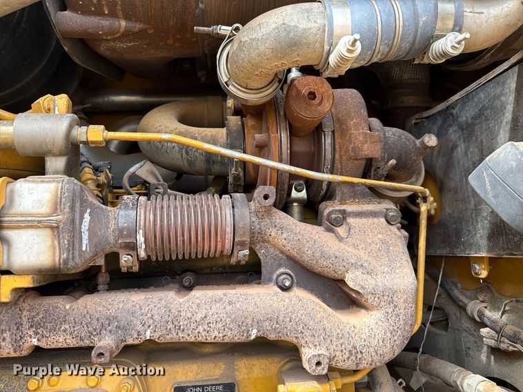 image for item ED5716 2012 John Deere 672G motor grader