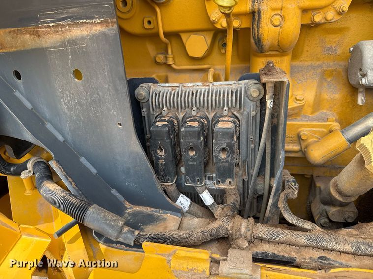 image for item ED5716 2012 John Deere 672G motor grader